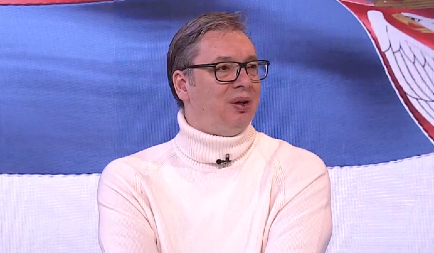 MENI JE SRBIJA SVE Ključna poruka Vučića: Postaraćemo se da 2025. bude najuspešnija i da se živi sve bolje!