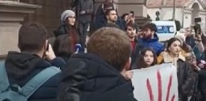 KOORDINISANJE „STUDENTSKIH“ PROTESTA IZ TIRANE: Obojena revolucija po receptu zapadnih NVO