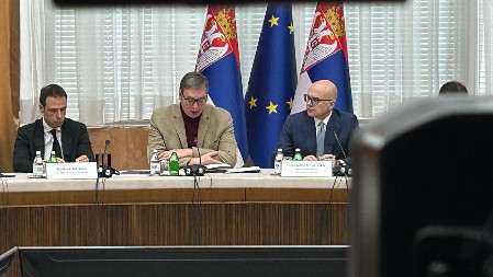 TRAŽIĆU RAZGOVOR SA PUTINOM OKO SVETOG SAVE Vučić: Imaćete situaciju da znate kako stvari stoje