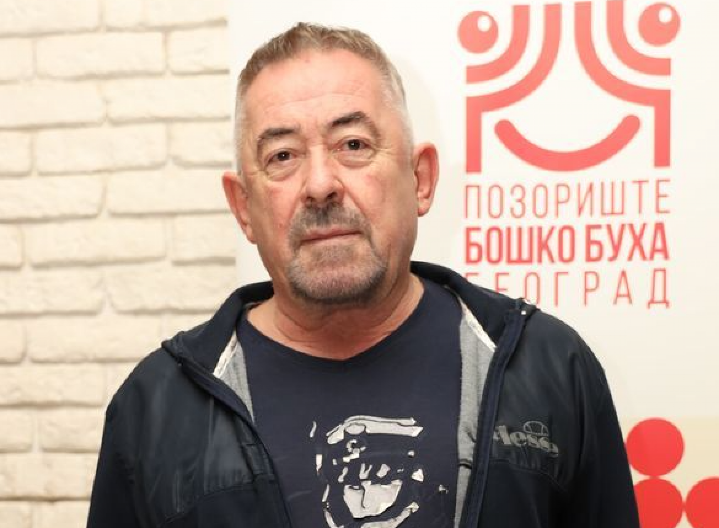 OVO JE 35 GODINA MLAĐA DEVOJKA MIME KARADŽIĆA Glumac (69) ljubi vatrenu crnku, muškarcima padaju vilice zbog nje! (FOTO)