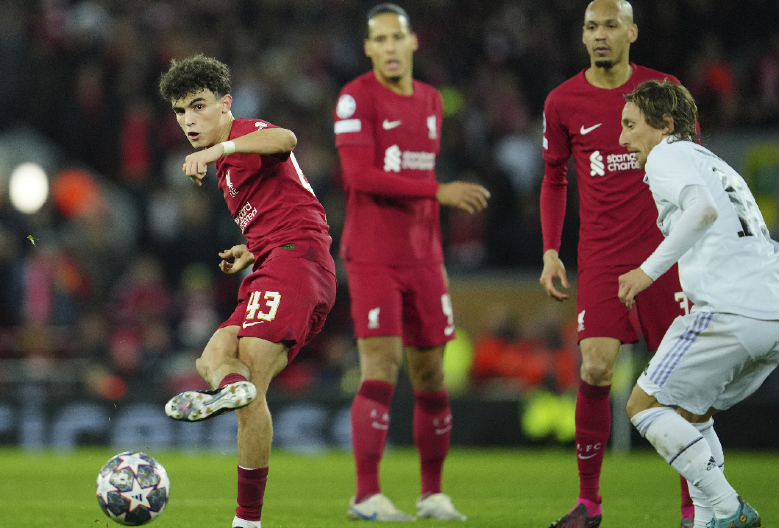 ODBIO SRBIJU, PA DOŽIVEO NEVIĐEN PAD Mnogi su ga veličali, a sada ne može da se sastavi