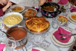 NEKO SAMO STAVLJA NOVČIĆ, A NE ZNAJU DA JE MNOGO VAŽNO I OVO STAVITI Privlači berićet, zdravlje i sreću u svaku kuću