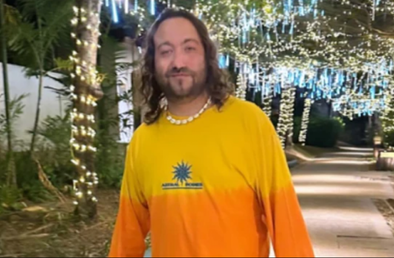 DRASTIČNO PROMENIO IMIDŽ! Rasta više ne izgleda kao pre, evo u kakvom izdanju šeta Tajlandom