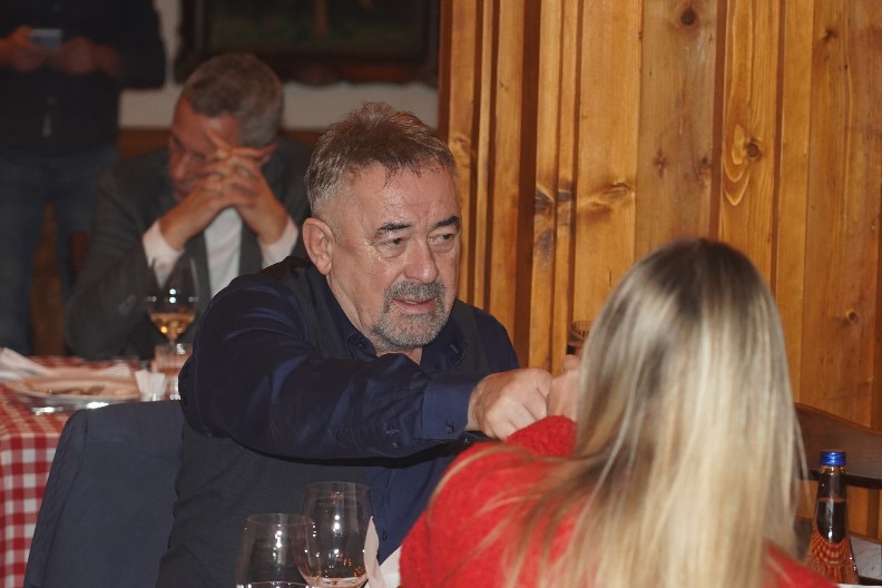 ''U CRNU GORU, POSLOVNO VIŠE NE!'' Mima Karadžić javno izrazio nezadovoljstvo zbog propalih projekata