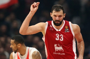 "JA SAM SRPSKI PRAVOSLAVAC" Mirotić nikad iskreniji: Pitali ga da li se oseća kao Španac, on im poručio ovo (VIDEO)