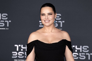 I U HOLIVUDU SE SLAVI PRAVOSLAVNI BOŽIĆ! Slavne ličnosti koje poštuju našu tradiciju