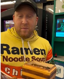 KUPIO NAPUŠTENI MAGACIN ZA 380 EVRA Bio je zapanjen onim što je pronašao unutra