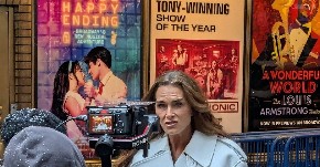 BELI MANTILI SU BOLJI OD CRNIH Ova boja nikada ne izlazi iz mode, izgleda savršeno i pristaje apsolutno svim ženama