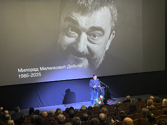 POTRESNI DETALJI NA KOMEMORACIJI MILORADU MILINKOVIĆU Porodica se slomila nakon ovih scena, bivša žena u suzama!