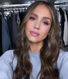 GLUMICA KOJU SRBI OBOŽAVAJU NEMA SREĆE U LJUBAVI  Brak joj se raspao nakon 20 godina kao kula od karata, njen bivši nikako nije mogao da "svari" ovo