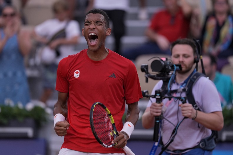 ŠESTI TROFEJ U KARIJERI Feliks Ože-Alijasim osvojio titulu u Adelejdu