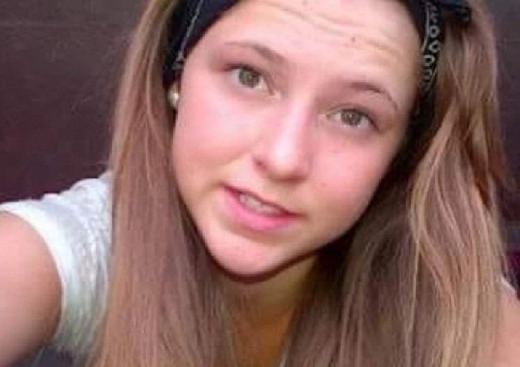 SRCEPARAJUĆA TAJNA DEVOJČICE KOJA JE UMIRALA OD RAKA Na poleđini ogledala ostavila poruku zbog koje su njeni roditelji zanemeli! (FOTO)