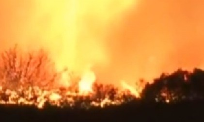 SCENA LEDI KRV U ŽILAMA "Vatreni tornado" snimljen u Los Anđelesu (VIDEO)