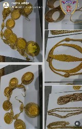 PITONE I BOU SPAKOVALI ZA GRČKU U PLATNENIM VREĆAMA Carinik na Horgošu otkrio zmije u šaragama autobusa!