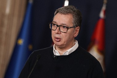 "NAJGORI LAŽOVI KOJI POSTOJE" Vučić o ukidanju fakt čekera: Uništavali su medije koji su pisali da u Srebrenici nije bilo genocida
