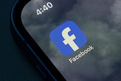 FEJSBUK JE PAO! Evo koje probleme korisnici prijavljuju