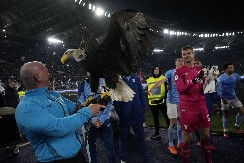 VEROVALI ILI NE Lacio otpustio Španca, hvalio se „alatkom“, navijači besni!