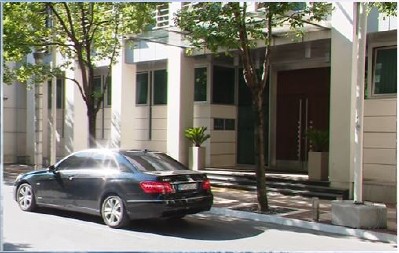 ZAUSTAVILI MERCEDES VREDAN 153.000 EVRA, PA SE ŠOKIRALI  Za ovim automobilom bila raspisana potraga