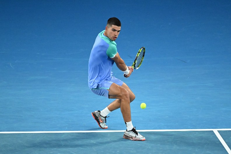 AUSTRALIJAN OPEN Karlitos izgubio set, ali nastavlja da gazi