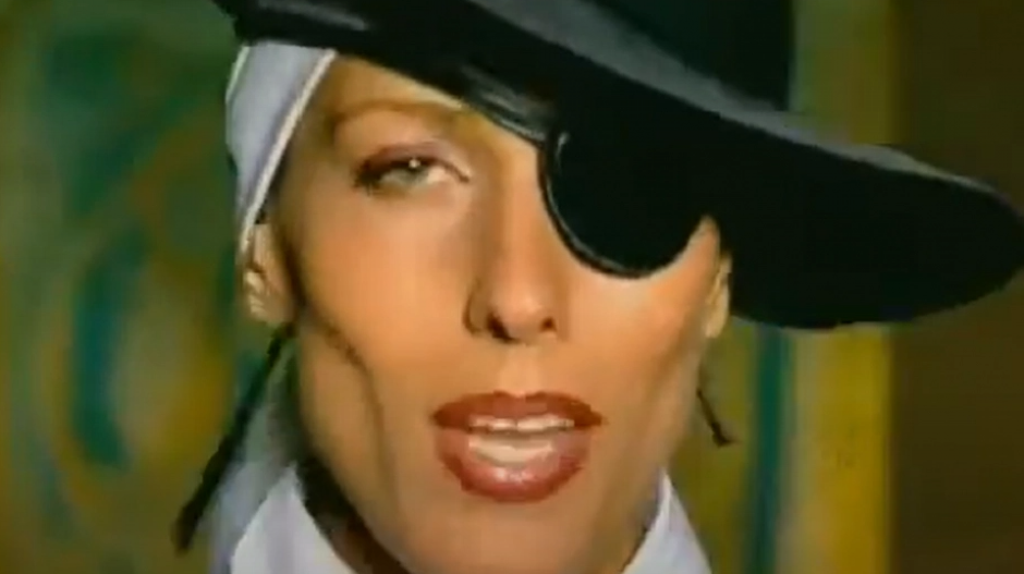 OD NAJPOPULARNIJE ESTRADNE ZVEZDE DO DEKANA NA FAKULTETU Pevačica je napustila grupu, zatim ušla u rijaliti, pa nestala sa javne scene!