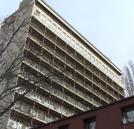 POVEĆAN BROJ OBOLELIH Tiršova zabranila posete, Institut za majku i dede doneo nove mere