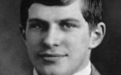 ČOVEK KOJI JE BIO PAMETNIJI OD AJNŠTAJNA Sa samo 6 godina znao je 8 jezika, a dve godine kasnije položio ispit na Harvardu, on je bio genije!