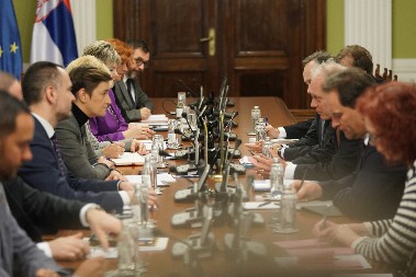 OPOZICIJA SE POKUNJILA ZBOG OVE KOPMANOVE IZJAVE Jasno je rekao: EU ne odobrava i ne podržava nikakve nasilne pokušaje preuzimanja vlasti putem ulice