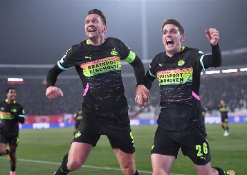 ZVEZDA U NOKDAUNU Projektil dotukao crveno-bele (VIDEO)