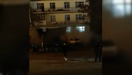 JEZIVI TRENUCI URUŠAVANJA ZGRADE U TURSKOJ! Spasena još jedna osoba, traga se za još dve: Uhapšeni osumnjičeni za tragediju! (VIDEO)