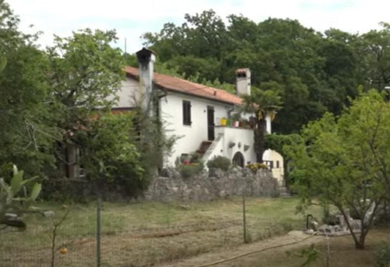 OVO JE NJENA OAZA MIRA! Vedrana Rudan otvorila vrata kuće koja je stara 400 godina: ''Pogled na more me ne uzbuđuje''