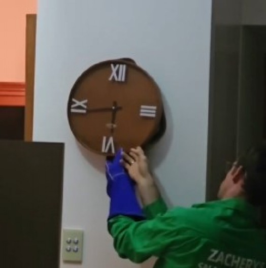 MOĆAN TALISMAN FINANSIJSKOG BLAGOSTANJA Stavite sat na ovo mesto u stanu, novac će početi da se sliva u vaš dom