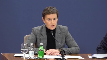 BRNABIĆ: Stavićemo na dnevni red sednice parlamenta raspravu o poverenju Vladi i meni