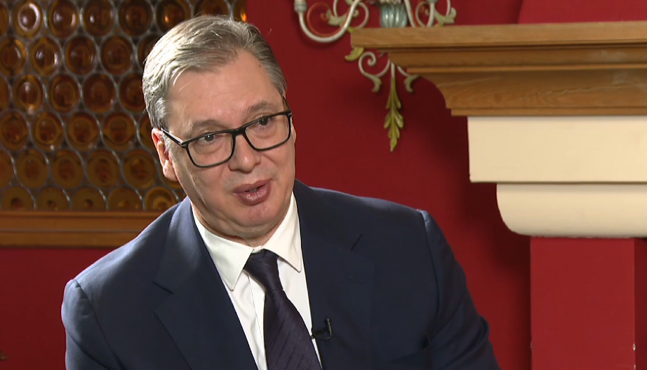 PRESEDNIK VUČIĆ SE OGLASIO VAŽNOM PORUKOM "Predaja nikada nije i neće biti opcija za Srbiju"
