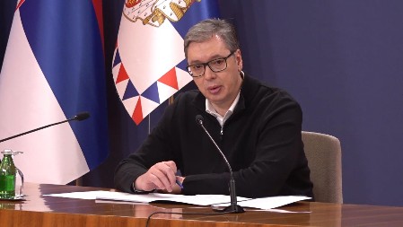U NAREDNIH 10 DANA DONEĆEMO ODLUKU DA LI IDEMO NA IZBORE ILI U SASTAVLJANJE NOVE VLADE Predsednik Vučić se obratio naciji (VIDEO)