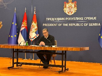 VUČIĆ OTVOREN ZA OBE OPCIJE - MOŽE I NOVA VLADA, ALI I IZBORI Dačić je za samo jednu opciju