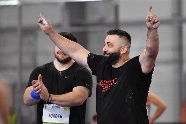 ASMIR KOLAŠINAC ISPRAĆEN U PENZIJU Beogradska publika mu skandirala "MVP, MVP", legendarni atletičar zaplakao