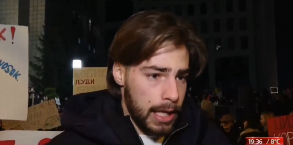 LUDILO: Državljanin Hrvatske koji glasa u Srbiji bi da sprečava Srbima iz Republike Srpske da glasaju u Srbiji?! (VIDEO)