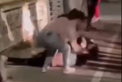 PEVAČICE SE POTUKLE NASRED ULICE Totalni haos, komšinica otkrila sve detalje šokantnog događaja!