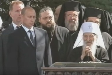 O SUSRETU PATRIJARHA PAVLA I PUTINA I DANAS SE PRIČA: Njegova poseta Rusiji privukla je pažnju celog sveta, ali on nikada ni reč nije rekao (VIDEO)