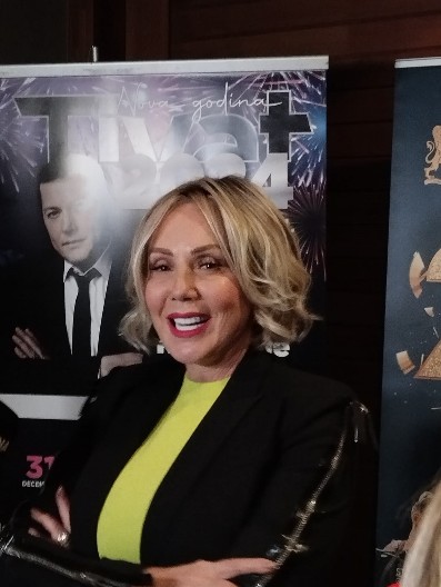 LEPA BRENA NAKON NEZGODE PONOVO NA NOGAMA! Krenule pripreme za koncert! (VIDEO)