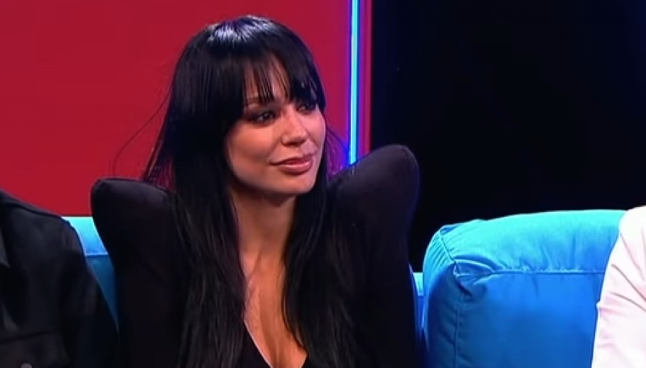 SESTRA EDITI PREOTELA DEČKA Pevačica progovorila o situaciji koja ju je zadesila: "Želudac me zaboli kada to vidim"