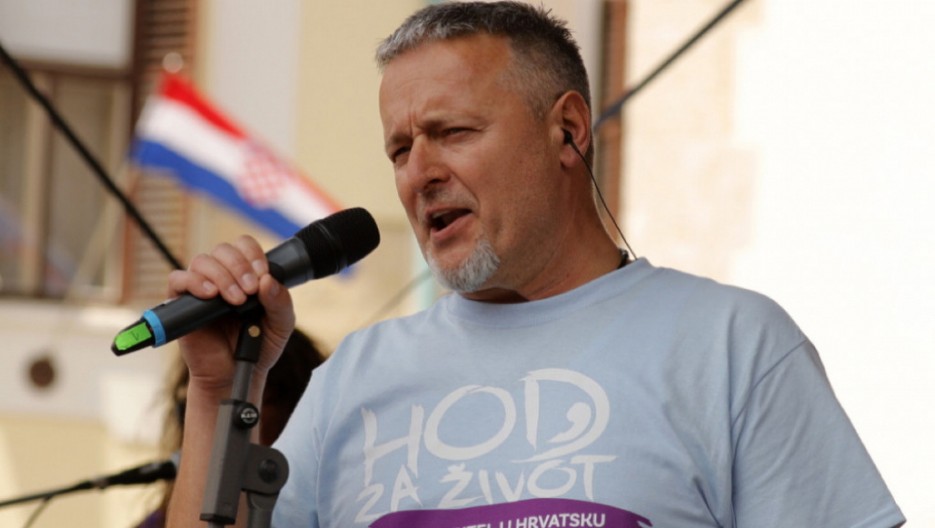 HRVATICA BOJKOTUJE TOMPSONA! Javno udarila na njega zbog sporne pesme!