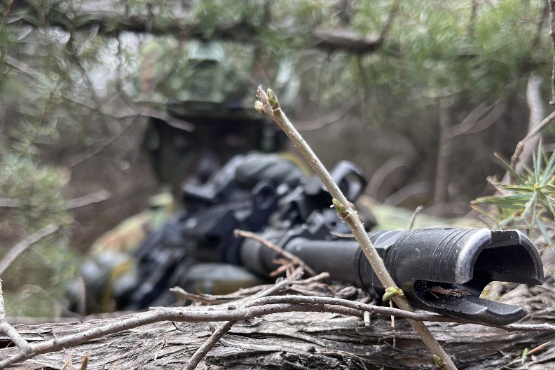 SRPSKI SPECIJALCI 72. BRIGADE U AKCIJI Oglasilo se Ministarstvo odbrane