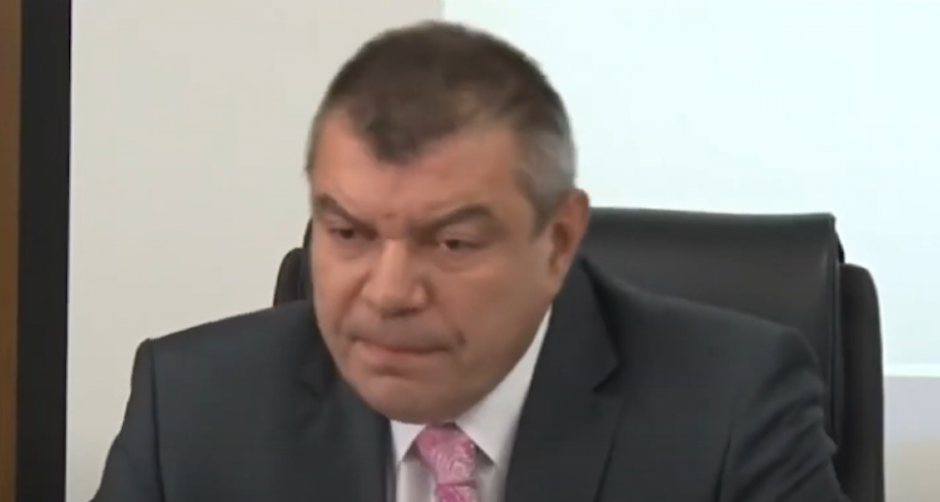 OVAKO SE GRČIĆ BRANIO U TUŽILAŠTVU Saslušanje bivšeg direktra EPS-a počelo jutros oko 8 sati