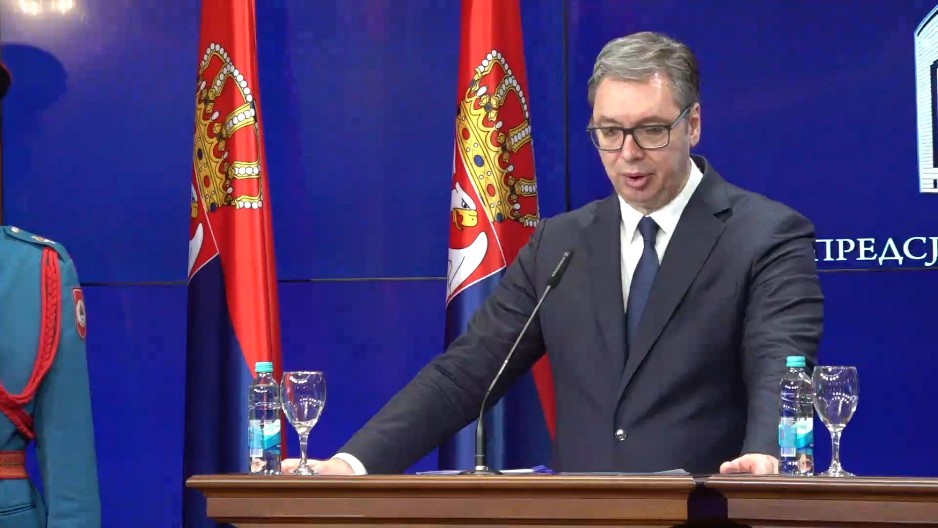 VUČIĆ OBJASNIO ZAŠTO JE USVAJANJE DEKLARACIJE KLJUČNO ZA SRBIJU "Svilanović je priznao šta su znali 2000. godine... Sada je jasno da to isto žele da urade sa Vojvodinom"