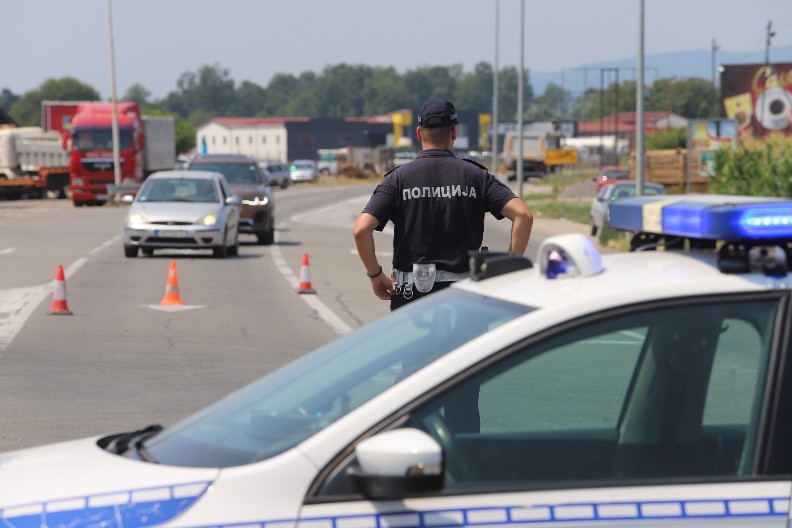 KOLAPS KOD BUBANJ POTOKA! Kilometarska kolona!