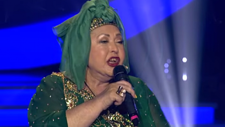 ZAŠTO JE ESMA REDŽEPOVA USVAJALA SAMO MUŠKU DECU? Pevačica dugo krila porodičnu tajnu