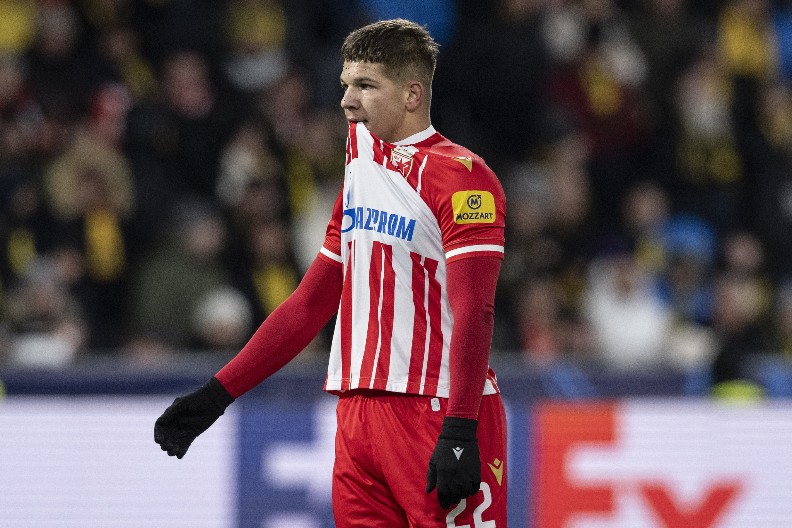 POVRATAK NA VELIKA VRATA Nekadašnji napadač Zvezde u 90+3. minutu pogodio na debiju za pobedu