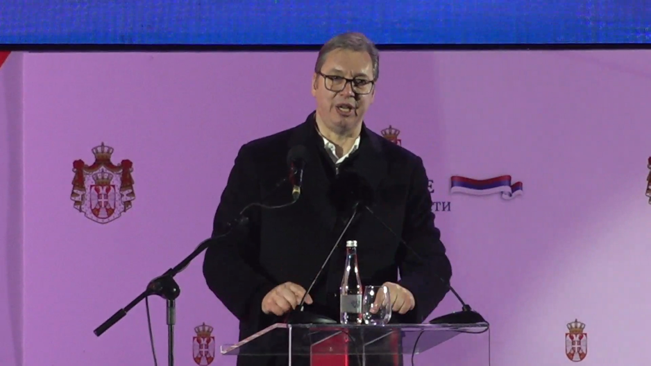 "KNJIGE DECO, A NE ZVONA I PRAPORCI!" Vučić se obratio studentima - Razmislite o svojoj budućnosti, vratite se u svoje klupe
