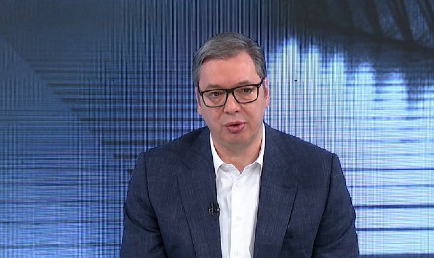 PROFESORI SU POČELI DA RADE ZA SEBE: Vučić - "Posao im je da brinu o deci, to im ne pada na pamet da rade"